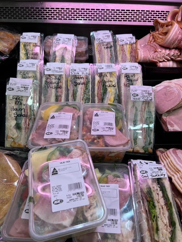 Images IGA Warren Plus Liquor