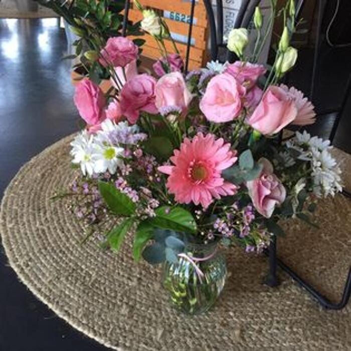 Images Shirley's Flowers, Ballina Florist