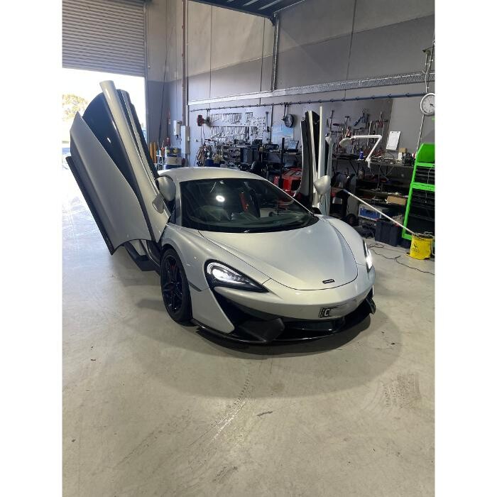 Images StarTech Prestige - Cranbourne West