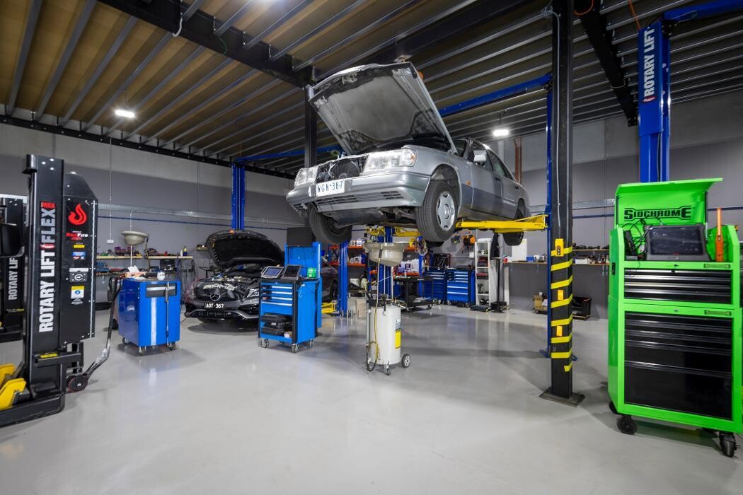 Images StarTech Prestige - Cranbourne West