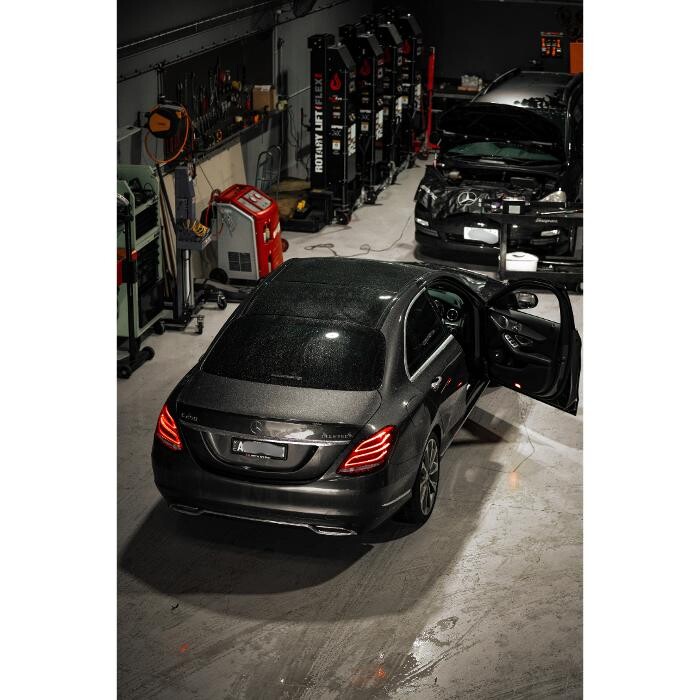 Images StarTech Prestige - Cranbourne West