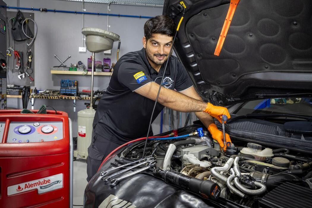 Images StarTech Prestige - Cranbourne West