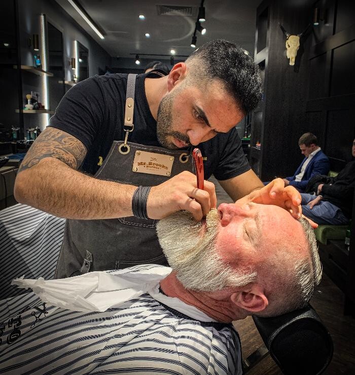 Images Mr Brooks Barber - Brisbane City