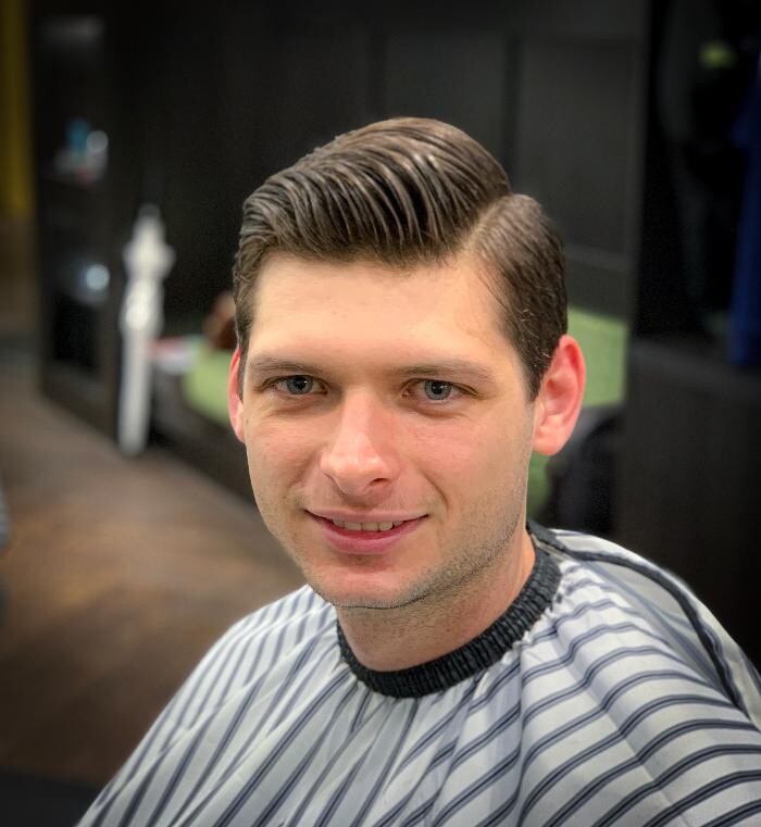 Images Mr Brooks Barber - Brisbane City