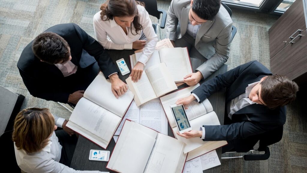 Images Business Finance Experts