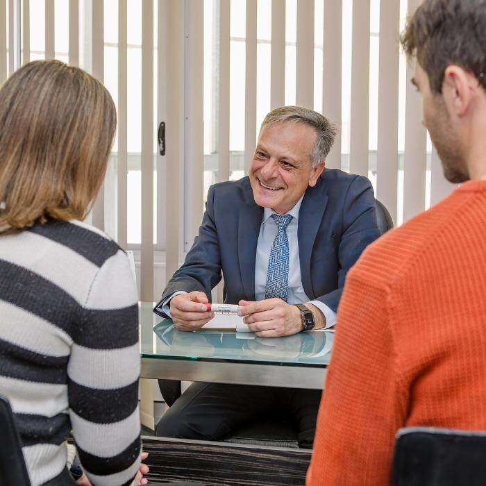 Images Dr Alex Alexander, Fertility Specialist, Obstetrician and Gynaecologist