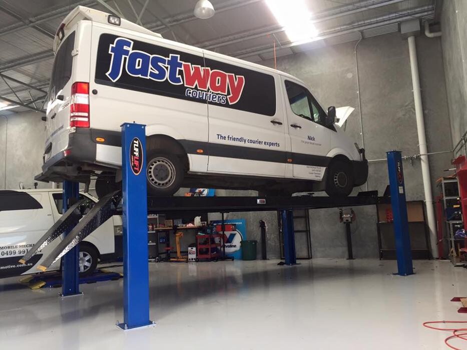 Images Always There Automotive - Lara