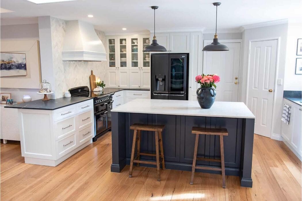 Images Master Class Cabinets