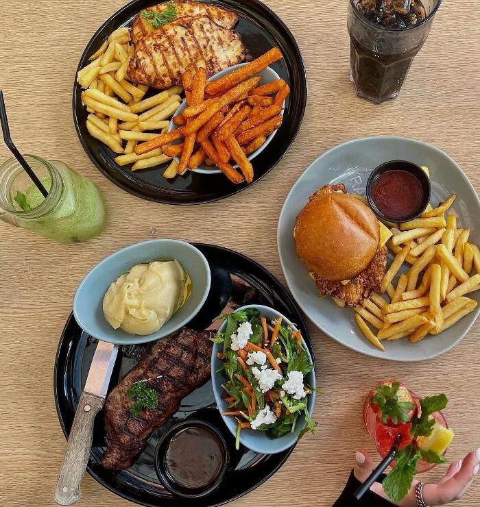 Images RASHAYS - Strathpine