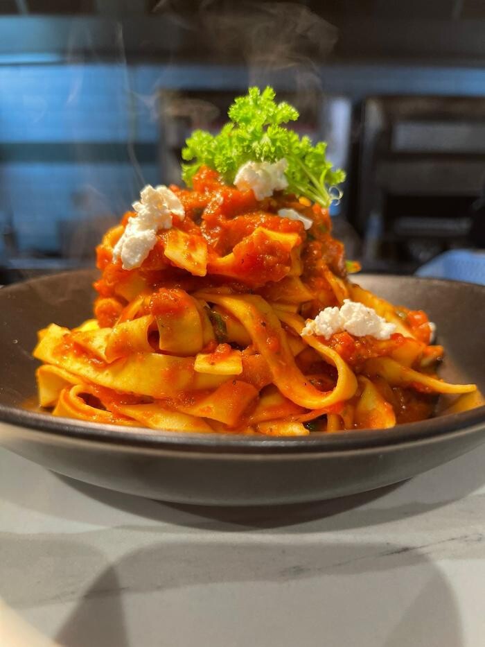 Images RASHAYS - Strathpine