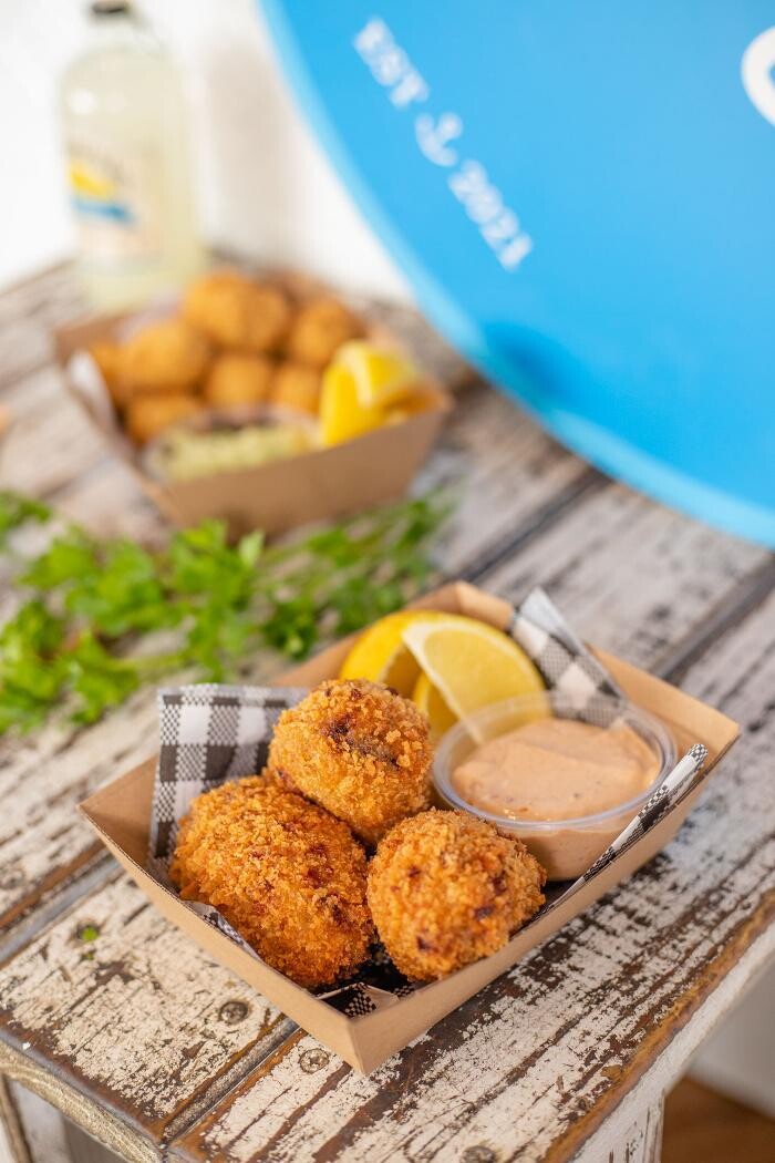 Images Dory's Takeaway