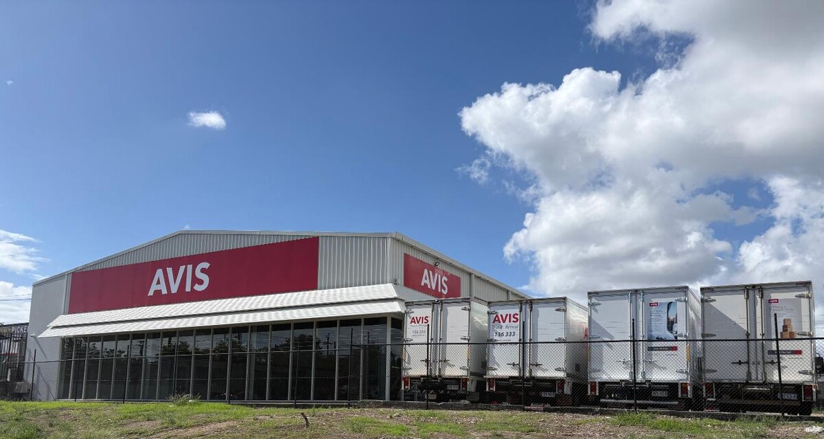 Images Avis Car & Truck Rental Arundel