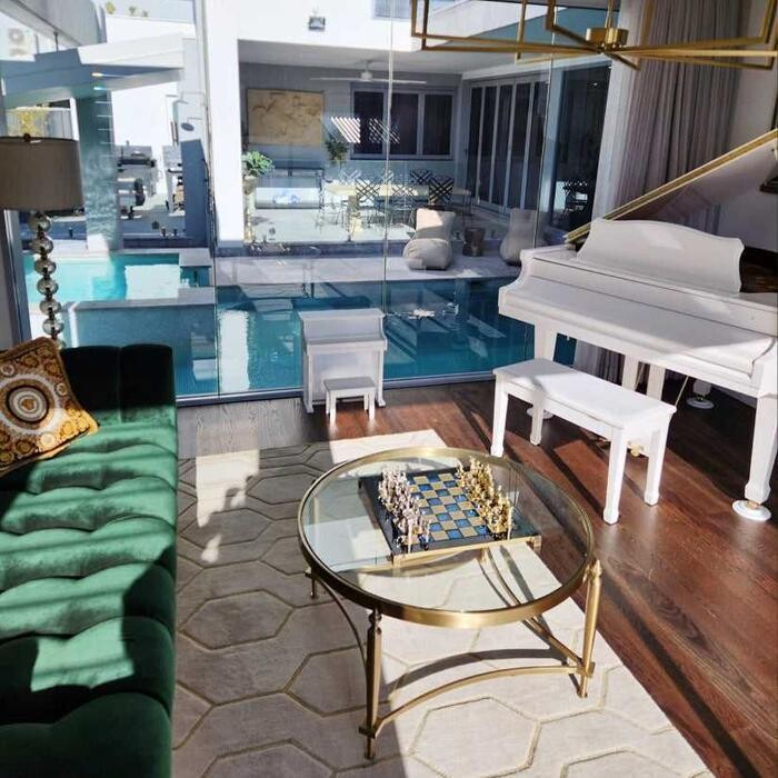 Images Revelation Rentals Sydney