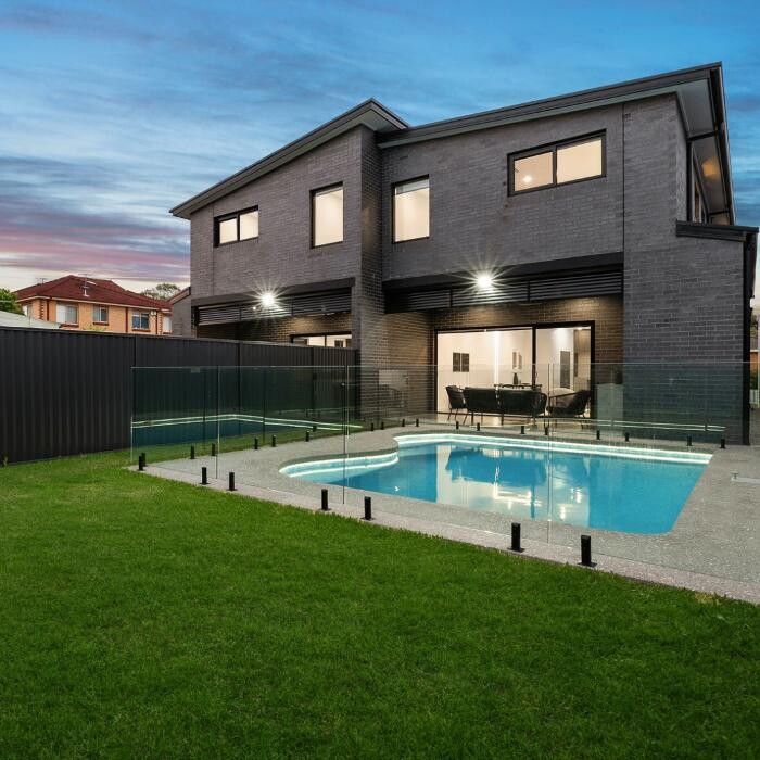 Images Steven Cirillo - Real Estate Agent