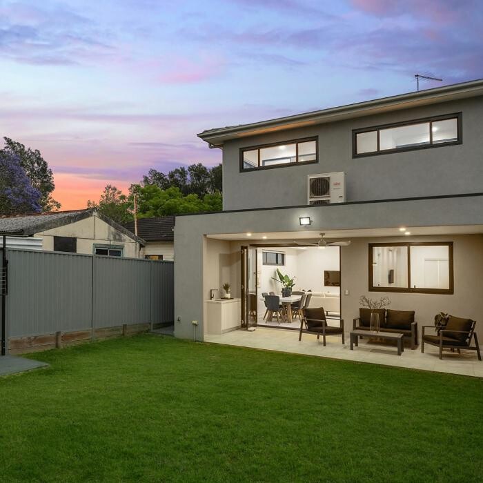 Images Steven Cirillo - Real Estate Agent