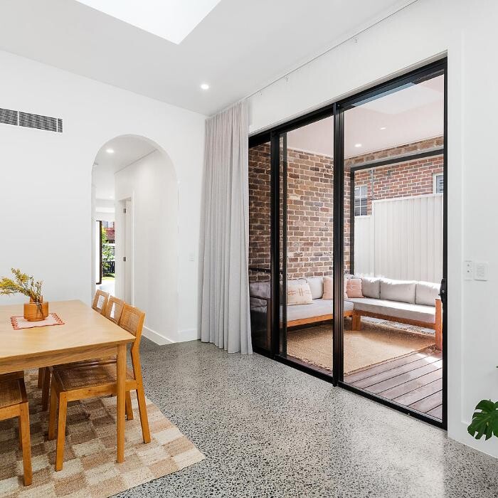 Images Steven Cirillo - Real Estate Agent