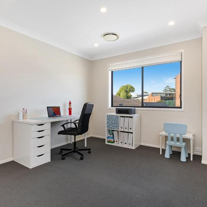 Images Steven Cirillo - Real Estate Agent