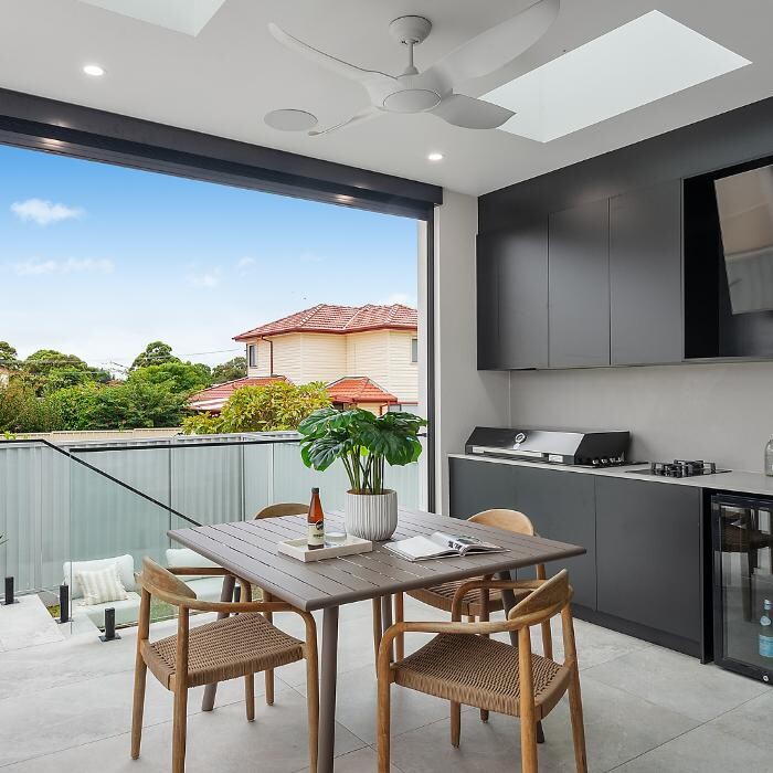 Images Steven Cirillo - Real Estate Agent