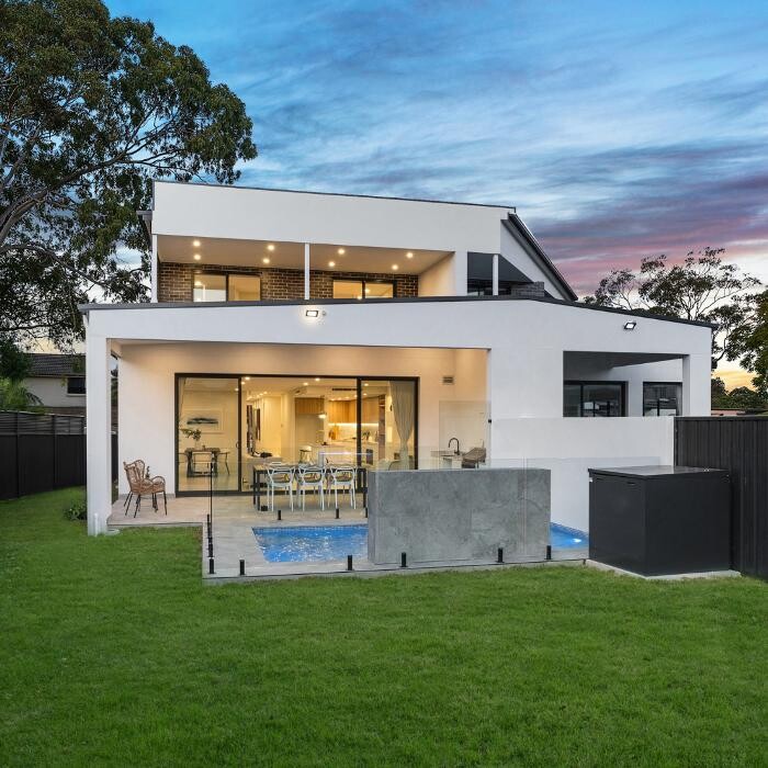 Images Steven Cirillo - Real Estate Agent