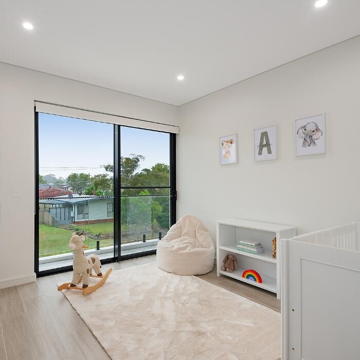 Images Steven Cirillo - Real Estate Agent