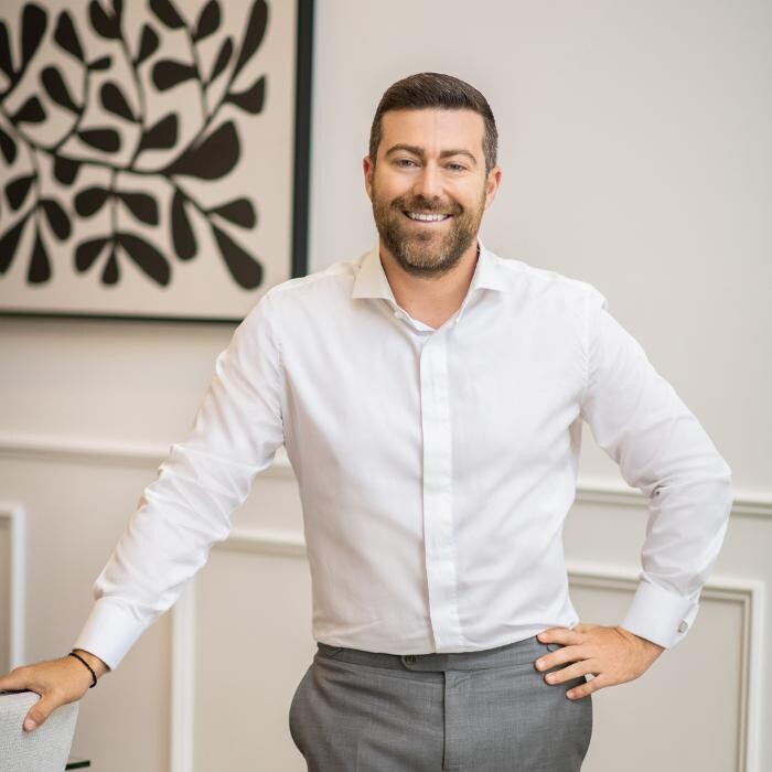 Images Steven Cirillo - Real Estate Agent