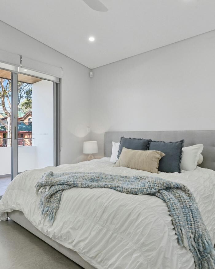 Images Steven Cirillo - Real Estate Agent