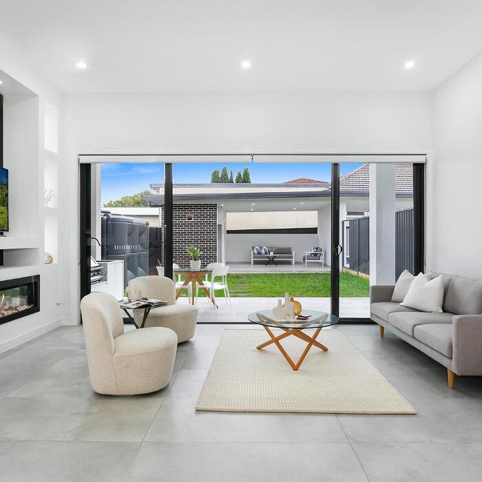 Images Steven Cirillo - Real Estate Agent