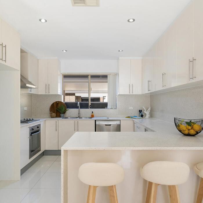 Images Steven Cirillo - Real Estate Agent