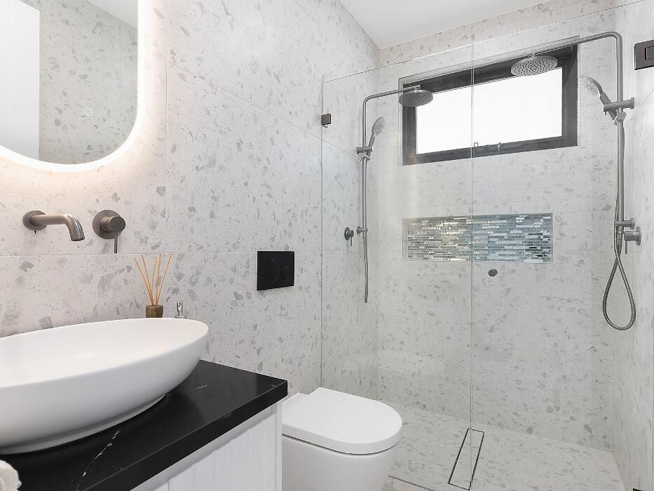 Images Steven Cirillo - Real Estate Agent