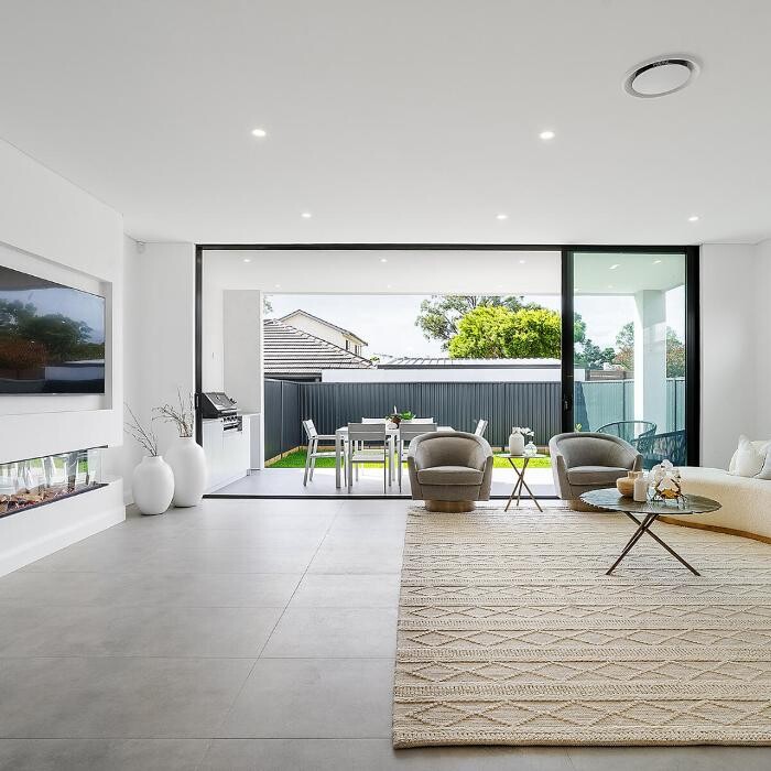 Images Steven Cirillo - Real Estate Agent