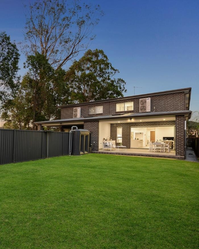 Images Steven Cirillo - Real Estate Agent