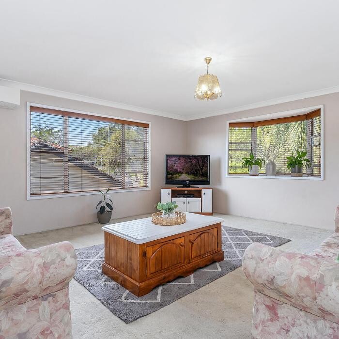 Images Steven Cirillo - Real Estate Agent