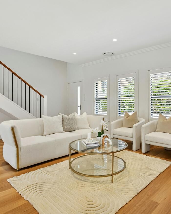 Images Steven Cirillo - Real Estate Agent