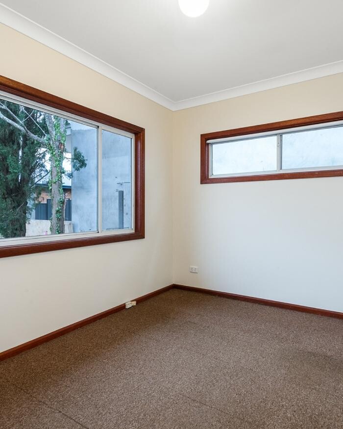 Images Steven Cirillo - Real Estate Agent