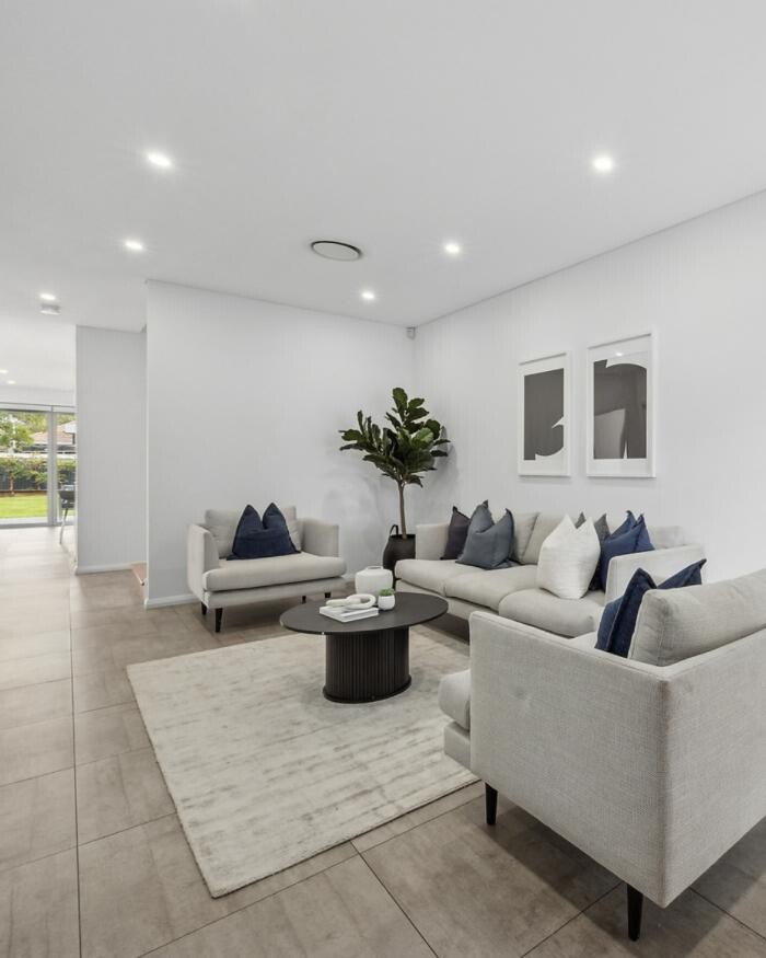 Images Steven Cirillo - Real Estate Agent