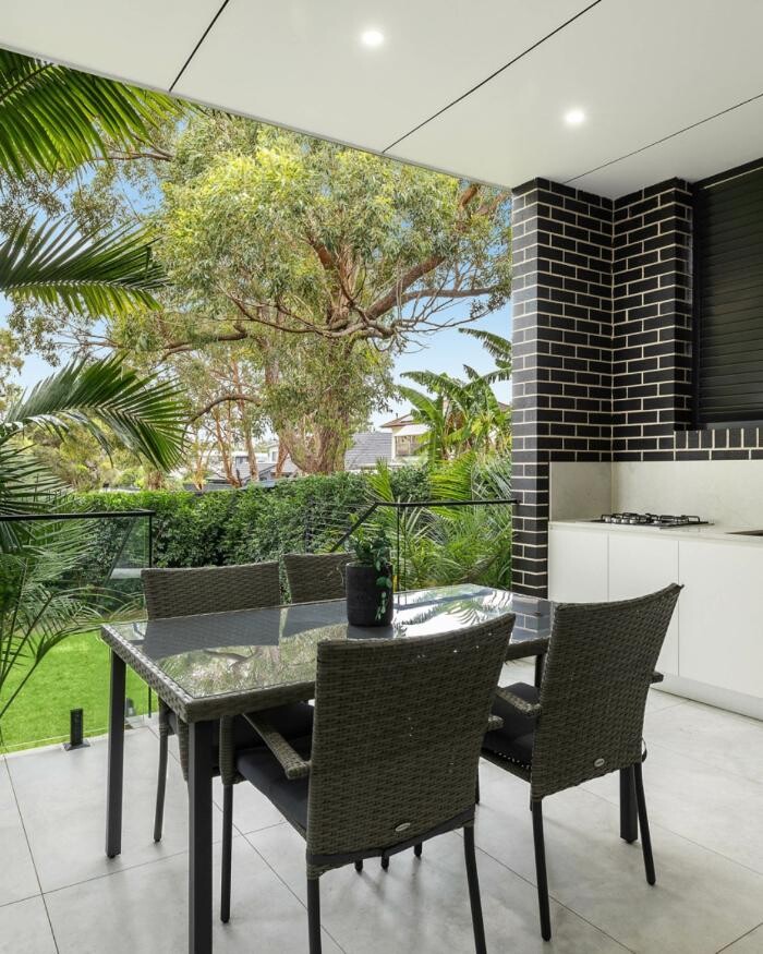 Images Steven Cirillo - Real Estate Agent