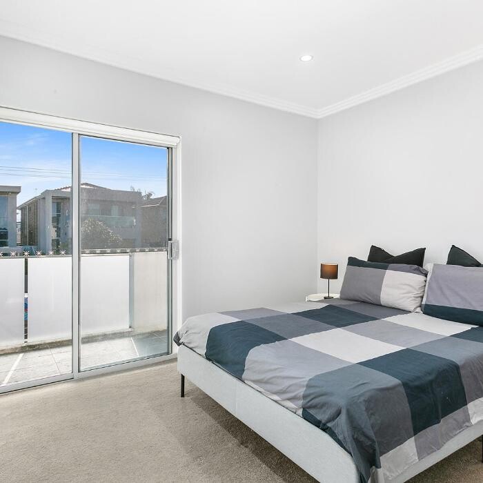 Images Steven Cirillo - Real Estate Agent