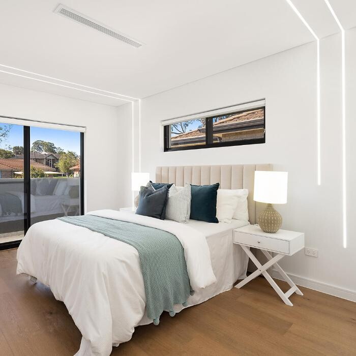 Images Steven Cirillo - Real Estate Agent