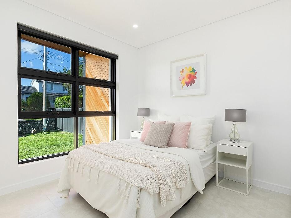 Images Steven Cirillo - Real Estate Agent