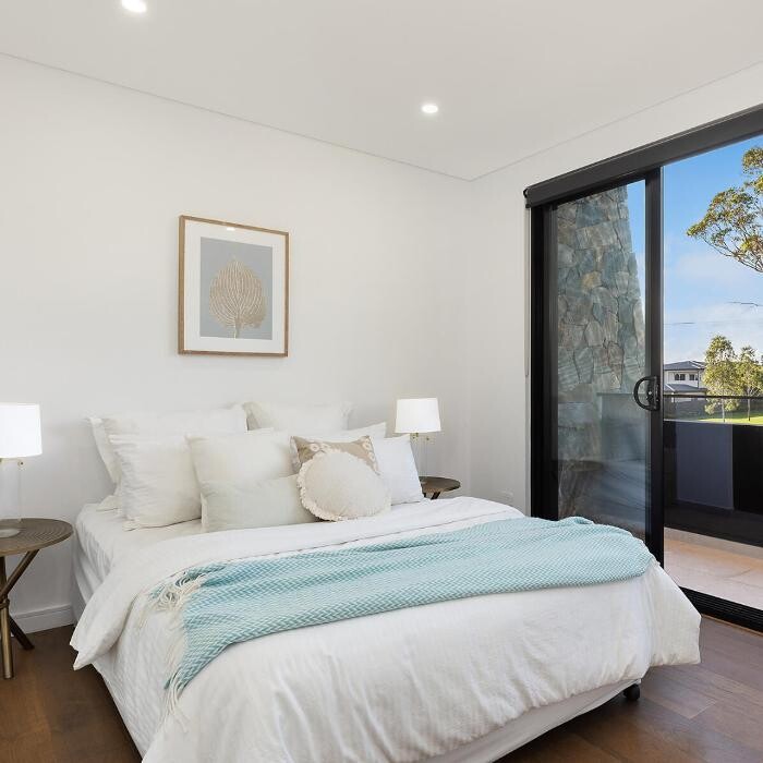 Images Steven Cirillo - Real Estate Agent