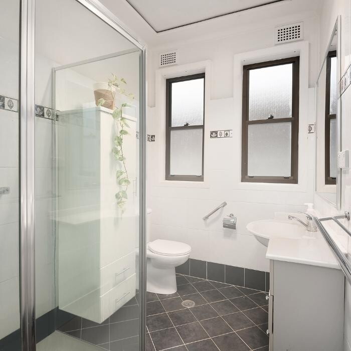 Images Steven Cirillo - Real Estate Agent