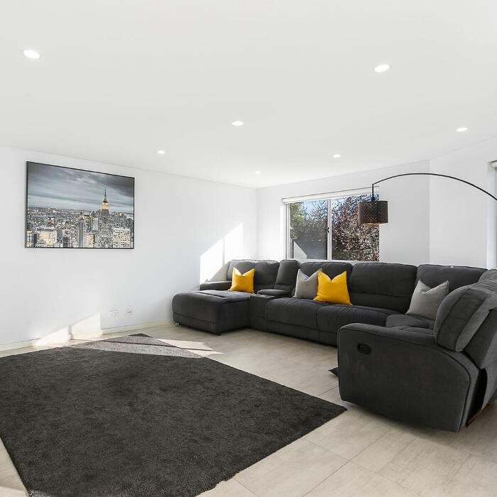 Images Steven Cirillo - Real Estate Agent