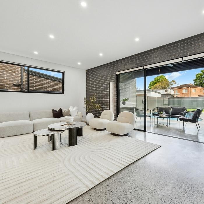 Images Steven Cirillo - Real Estate Agent