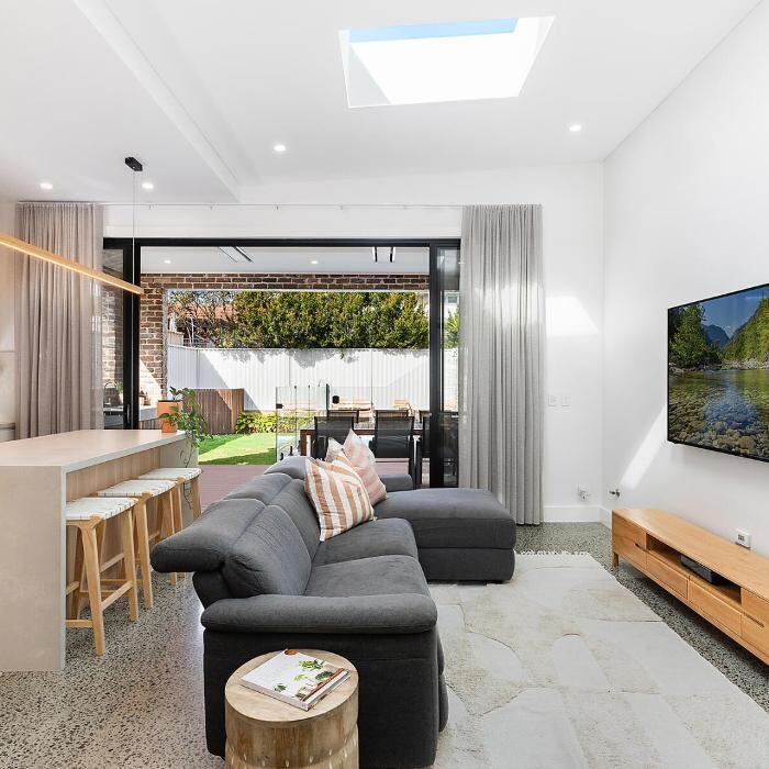 Images Steven Cirillo - Real Estate Agent