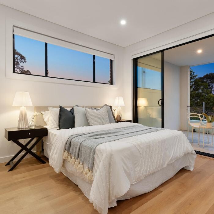 Images Steven Cirillo - Real Estate Agent