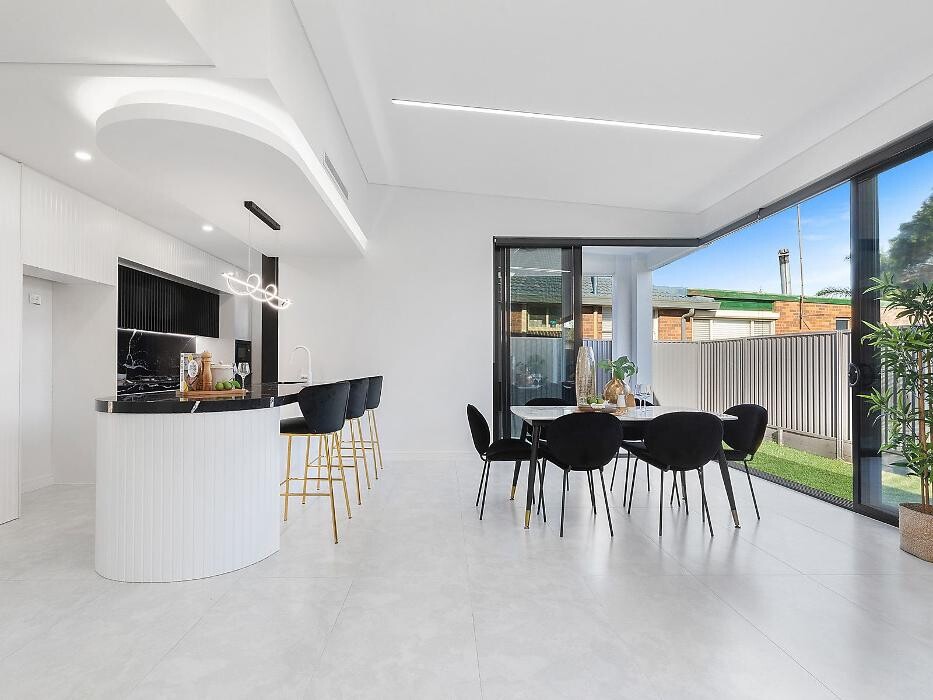 Images Steven Cirillo - Real Estate Agent