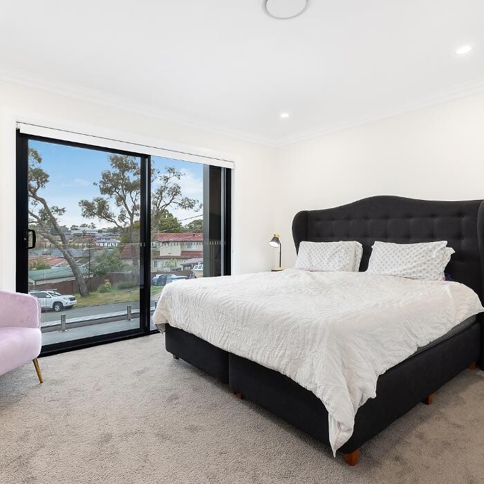 Images Steven Cirillo - Real Estate Agent