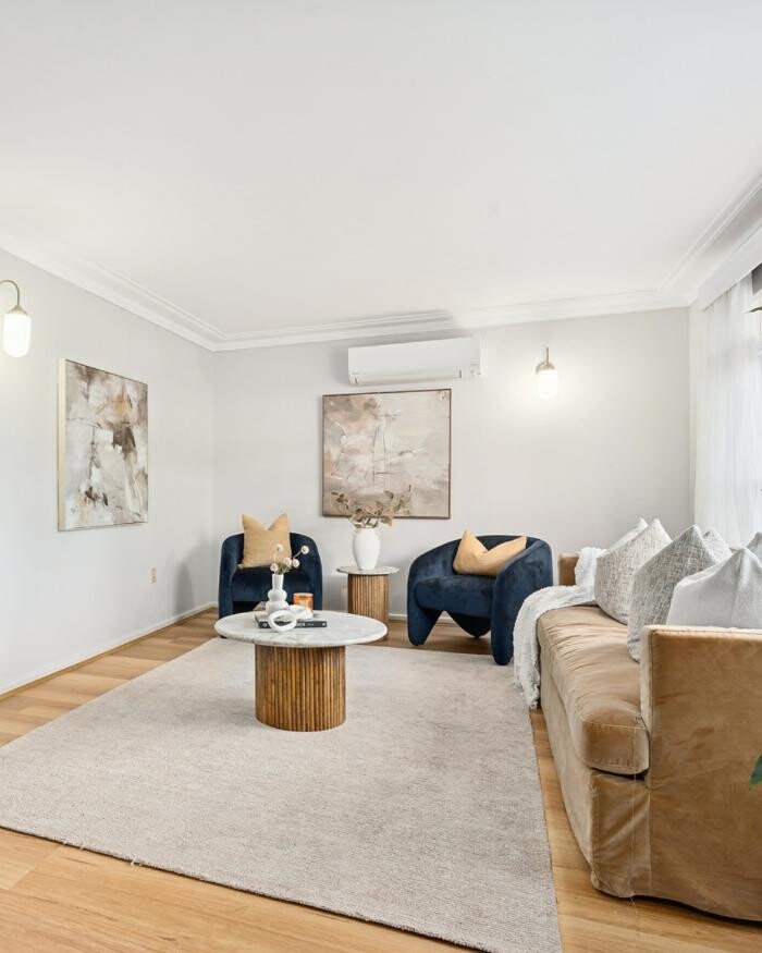 Images Steven Cirillo - Real Estate Agent