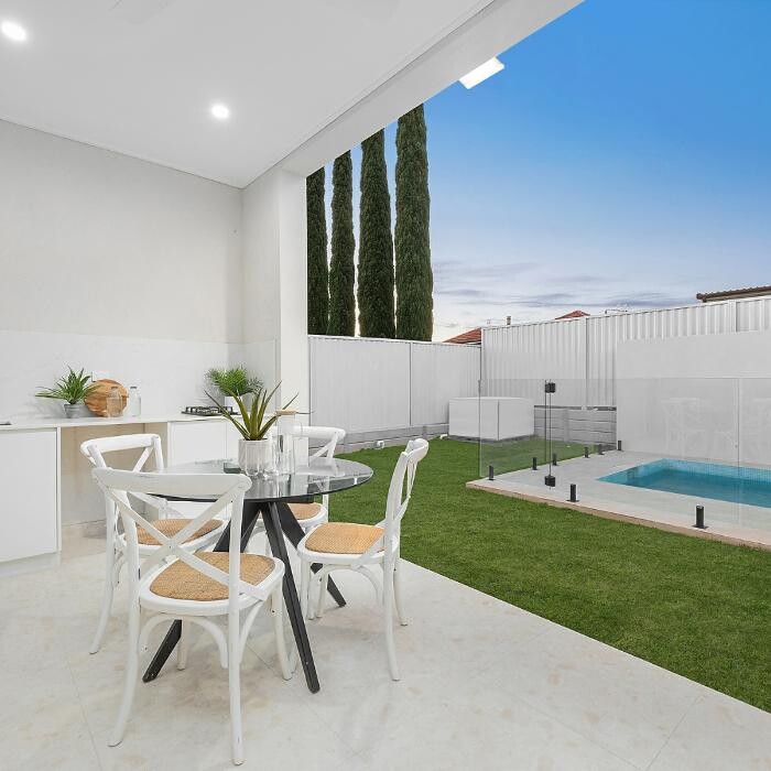 Images Steven Cirillo - Real Estate Agent