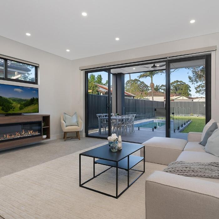 Images Steven Cirillo - Real Estate Agent